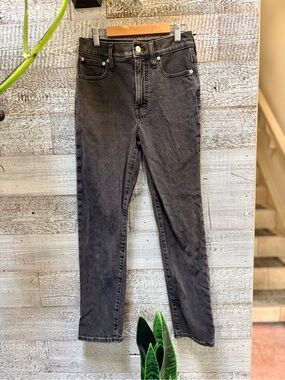 Madewell | "The Perfect Vintage" High-Rise Straight Tapered Jeans - Women's 24
